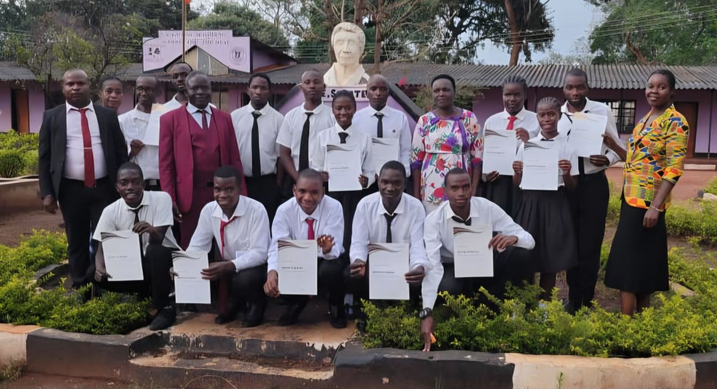 Successful Send-Off Ceremony for 2025 Grade 12 Graduates